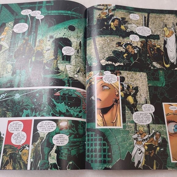 X-Men 7 Marvel Comics 2011 8.5 VF+ Terry Dodson Stealth Spider-Man 1:25 Variant - Picture 5 of 16